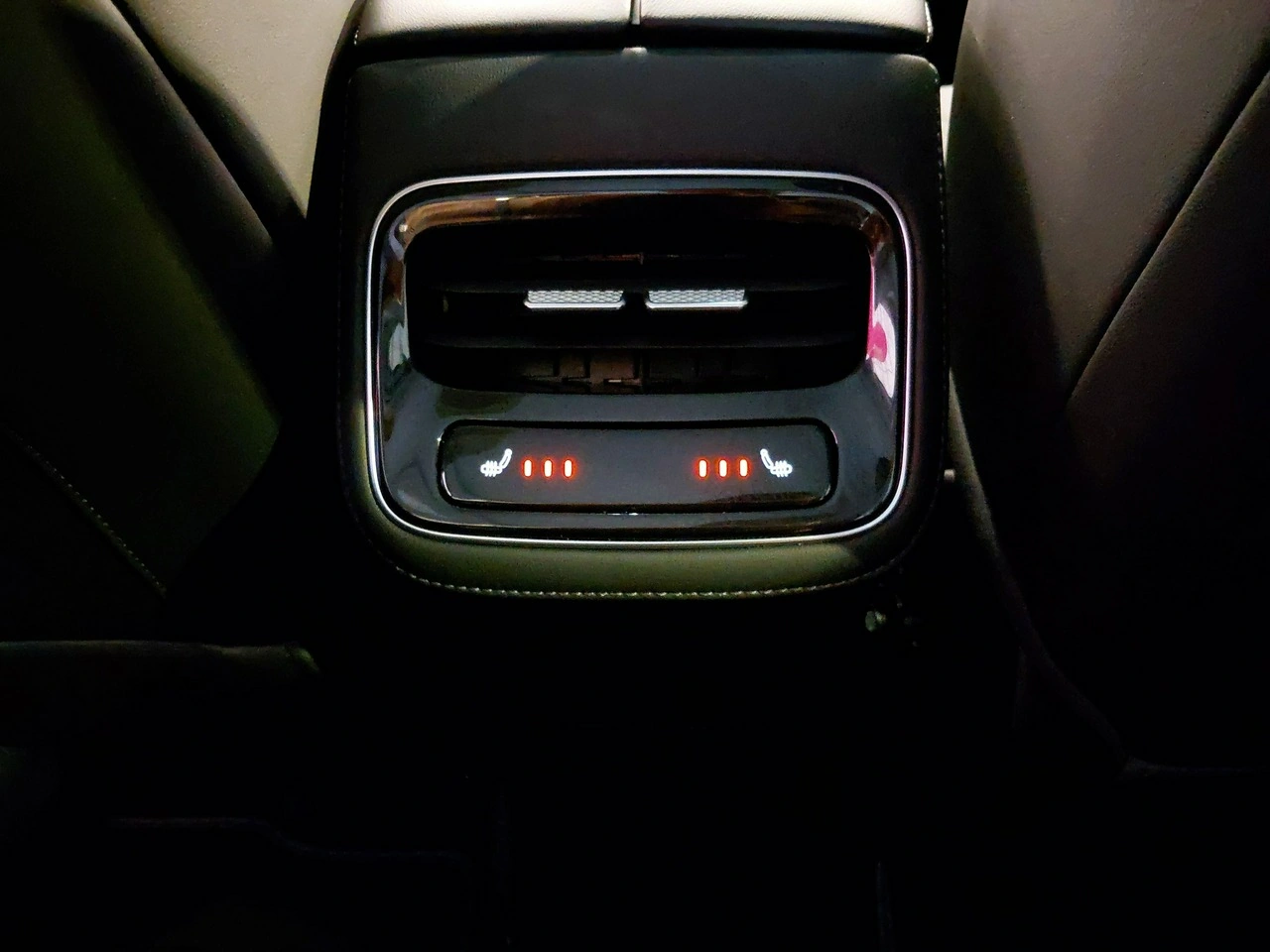 Chery Tiggo 8 - Zdjęcie 19