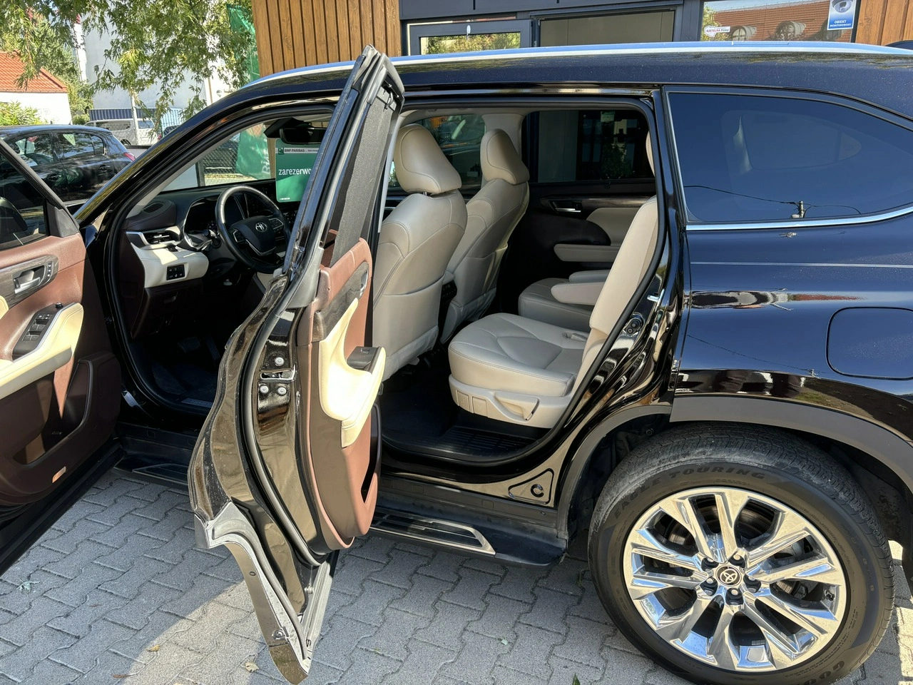 Toyota Highlander - Zdjęcie 12