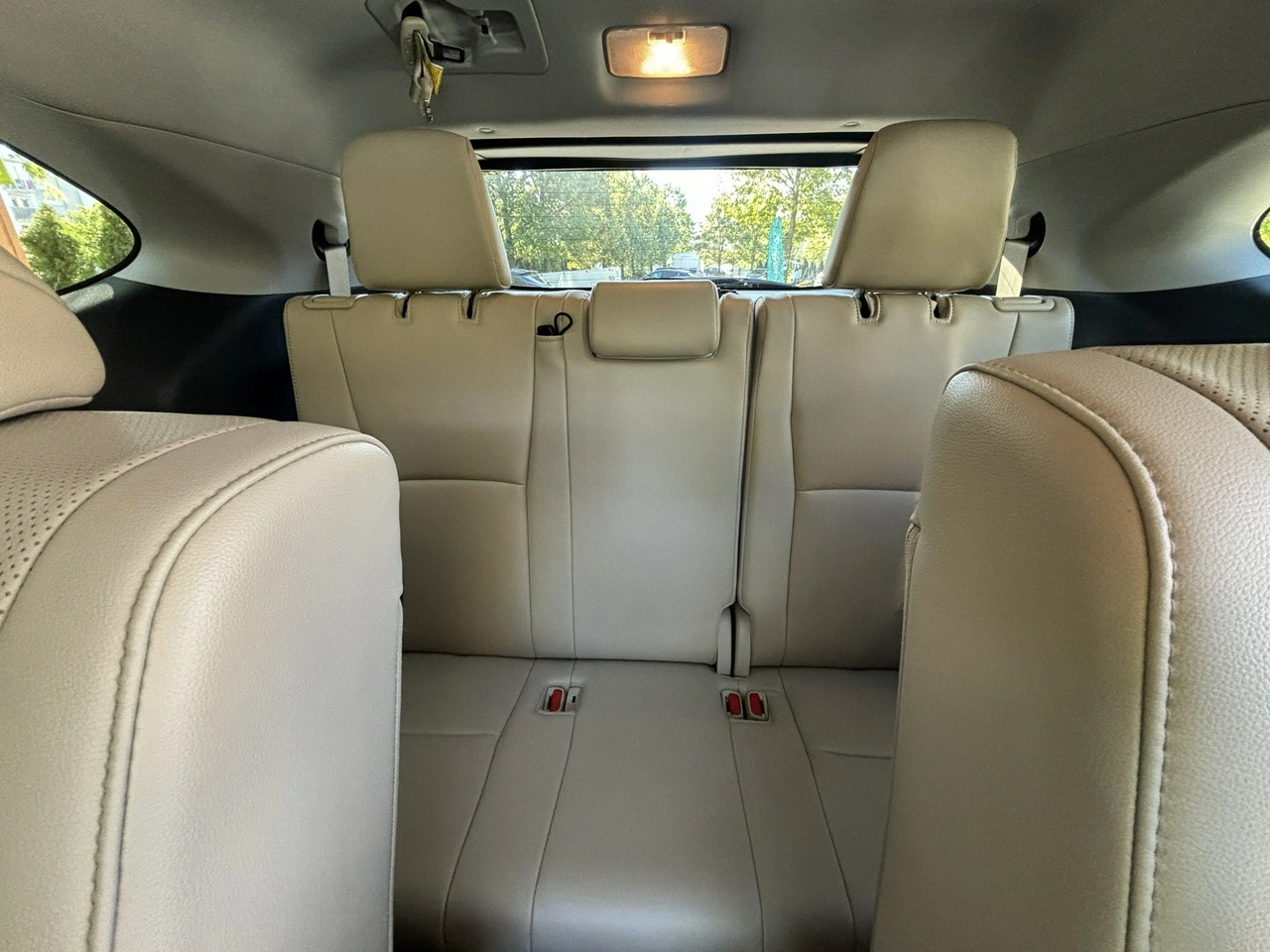 Toyota Highlander - Zdjęcie 17
