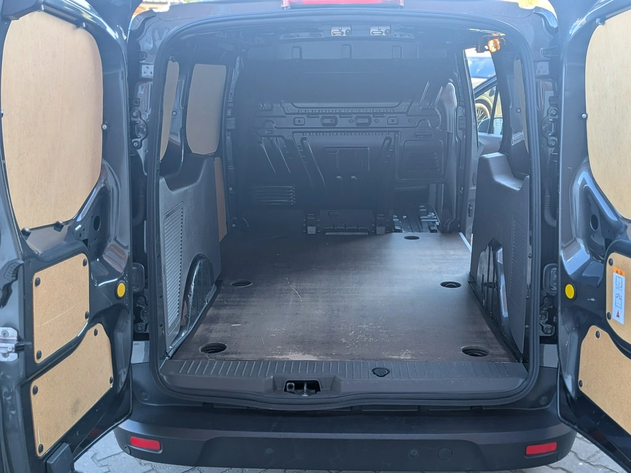 Ford Transit Connect - Zdjęcie 18