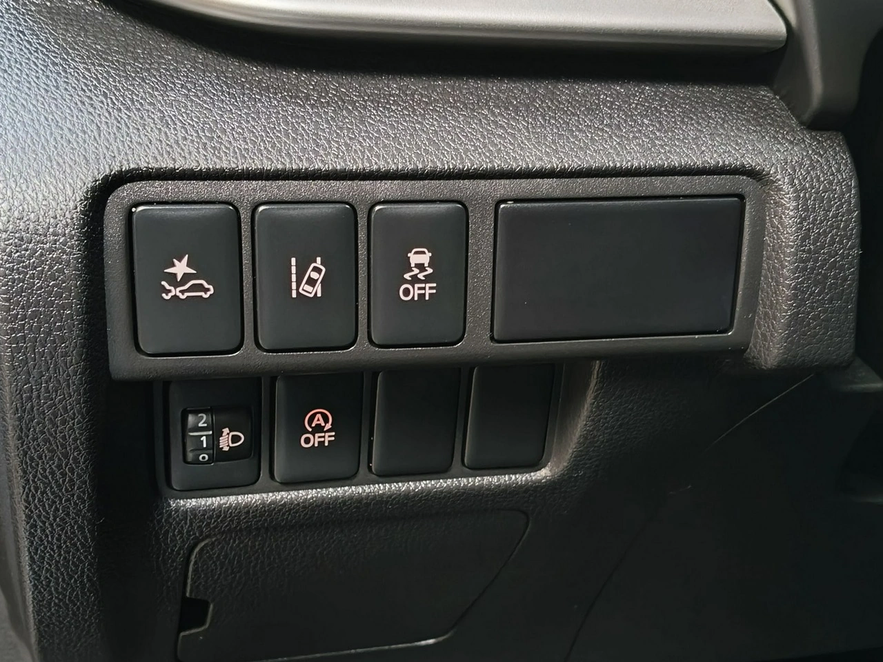 Mitsubishi Eclipse Cross - Zdjęcie 16