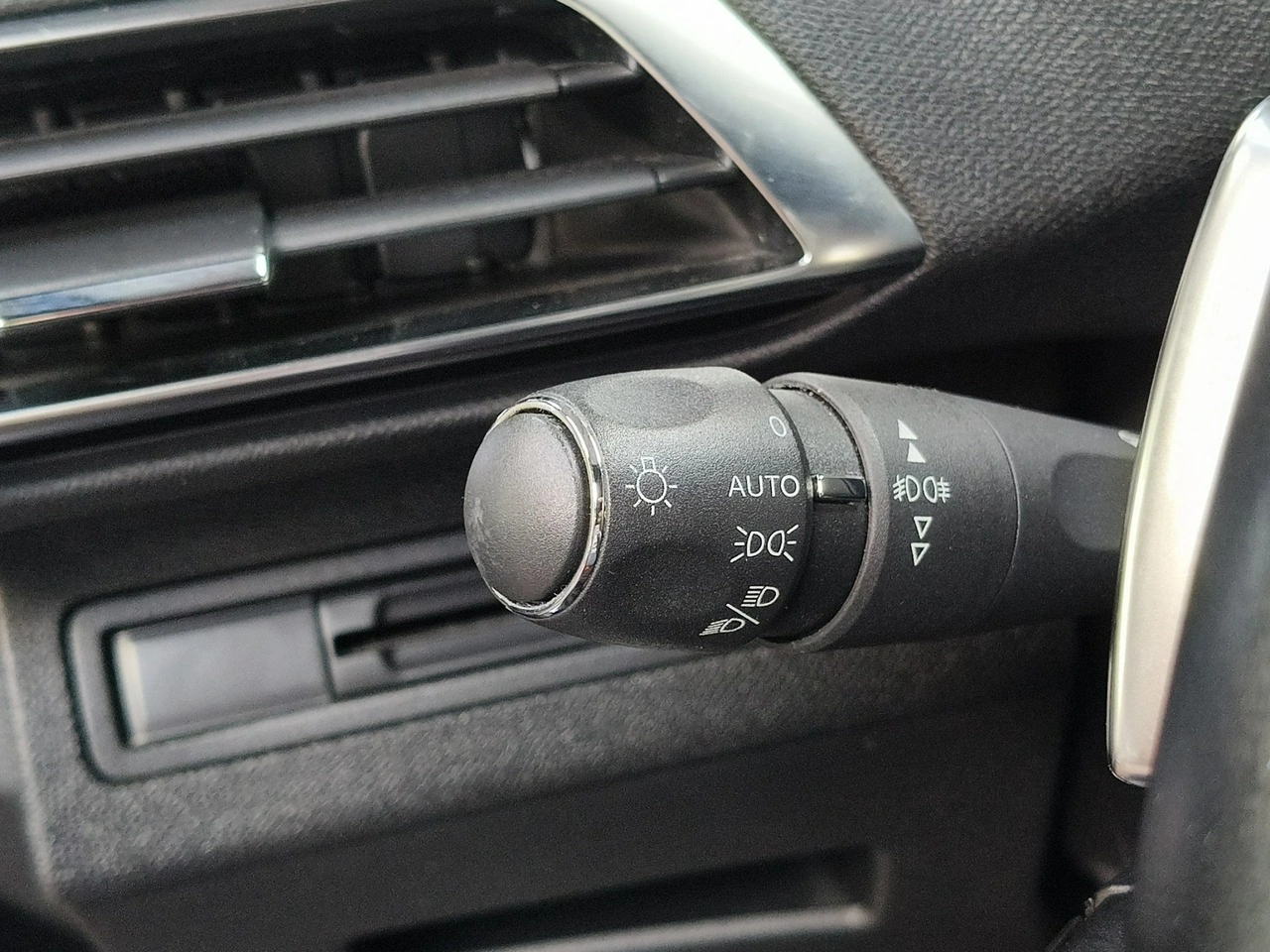 Peugeot 3008 - Zdjęcie 24