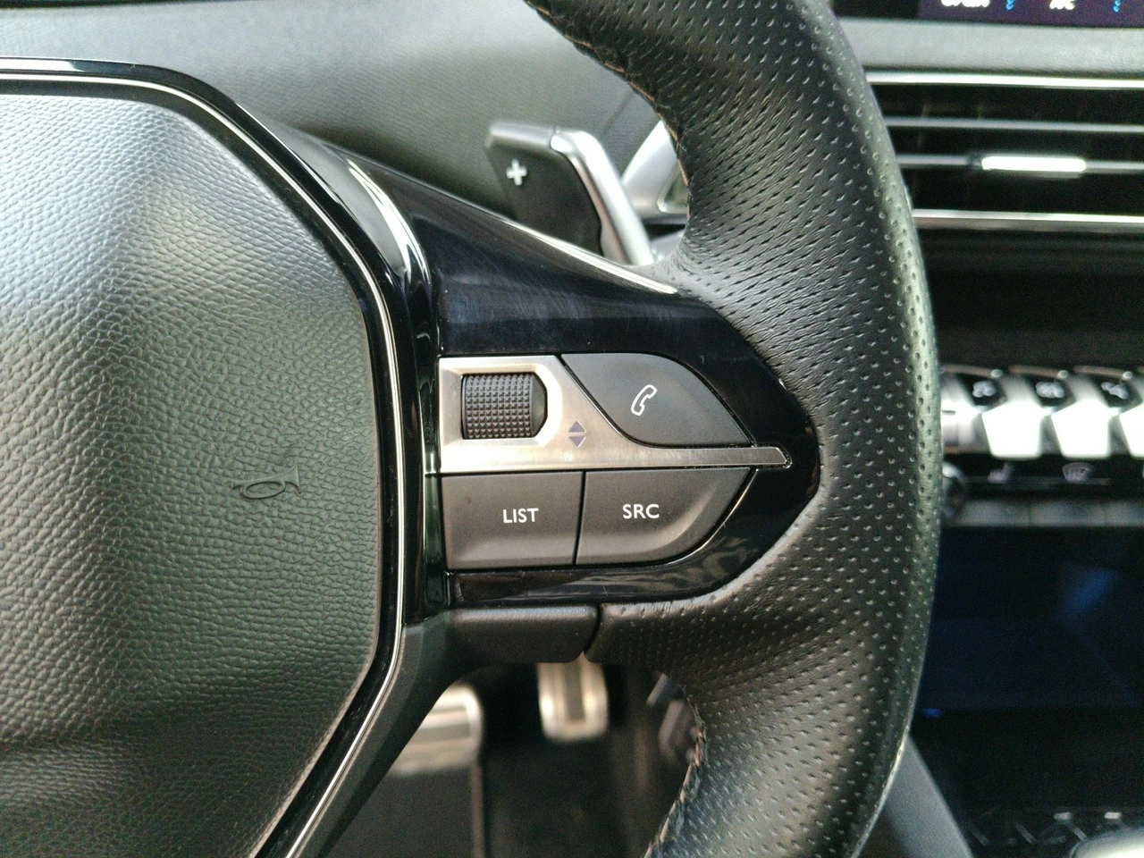 Peugeot 3008 - Zdjęcie 31