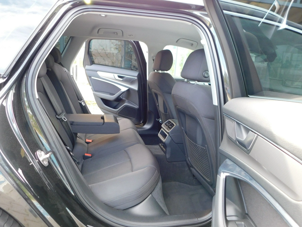 Audi A6 - Zdjęcie 13