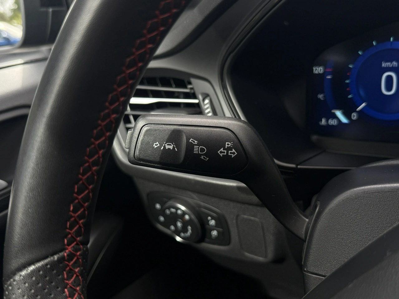 Ford Focus - Zdjęcie 19