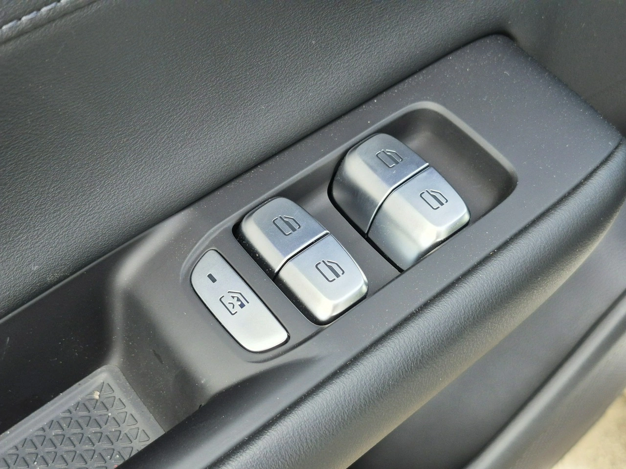 Chery Tiggo 8 - Zdjęcie 17