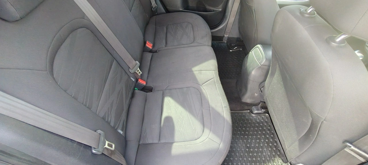 Kia Ceed - Zdjęcie 10
