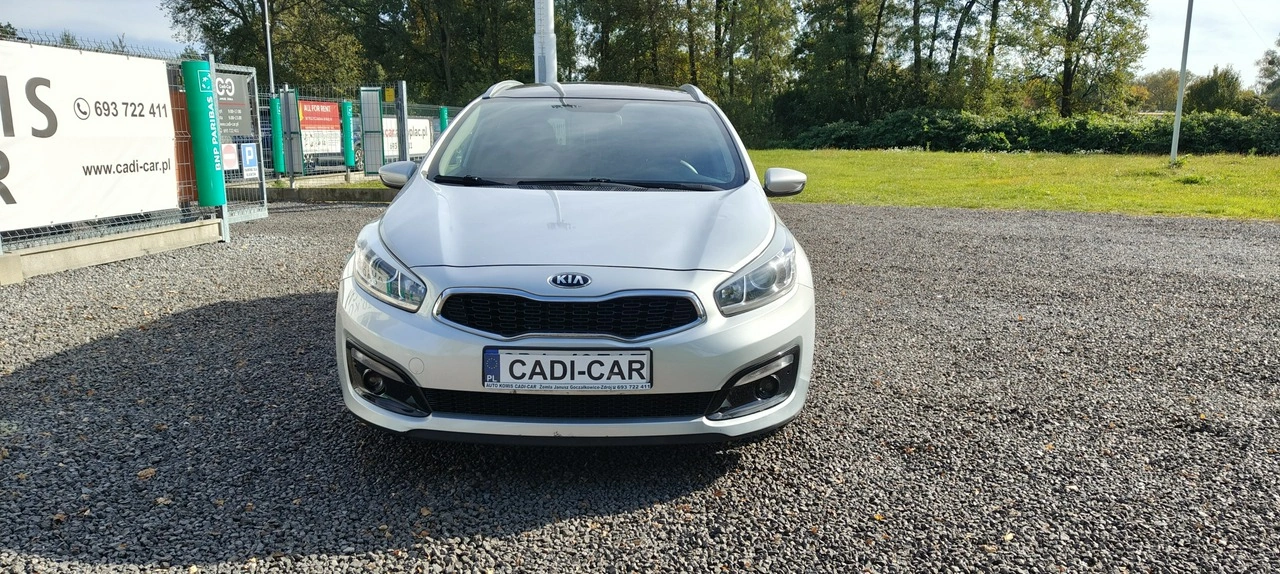 Kia Ceed - Zdjęcie 1
