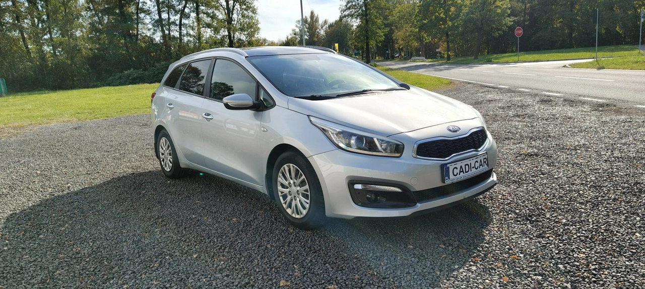 Kia Ceed - Zdjęcie 2