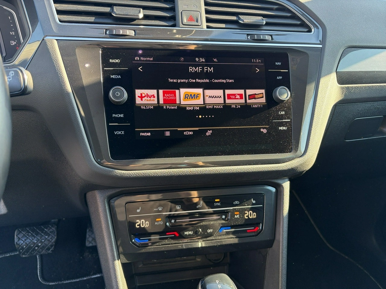 Volkswagen Tiguan - Zdjęcie 16