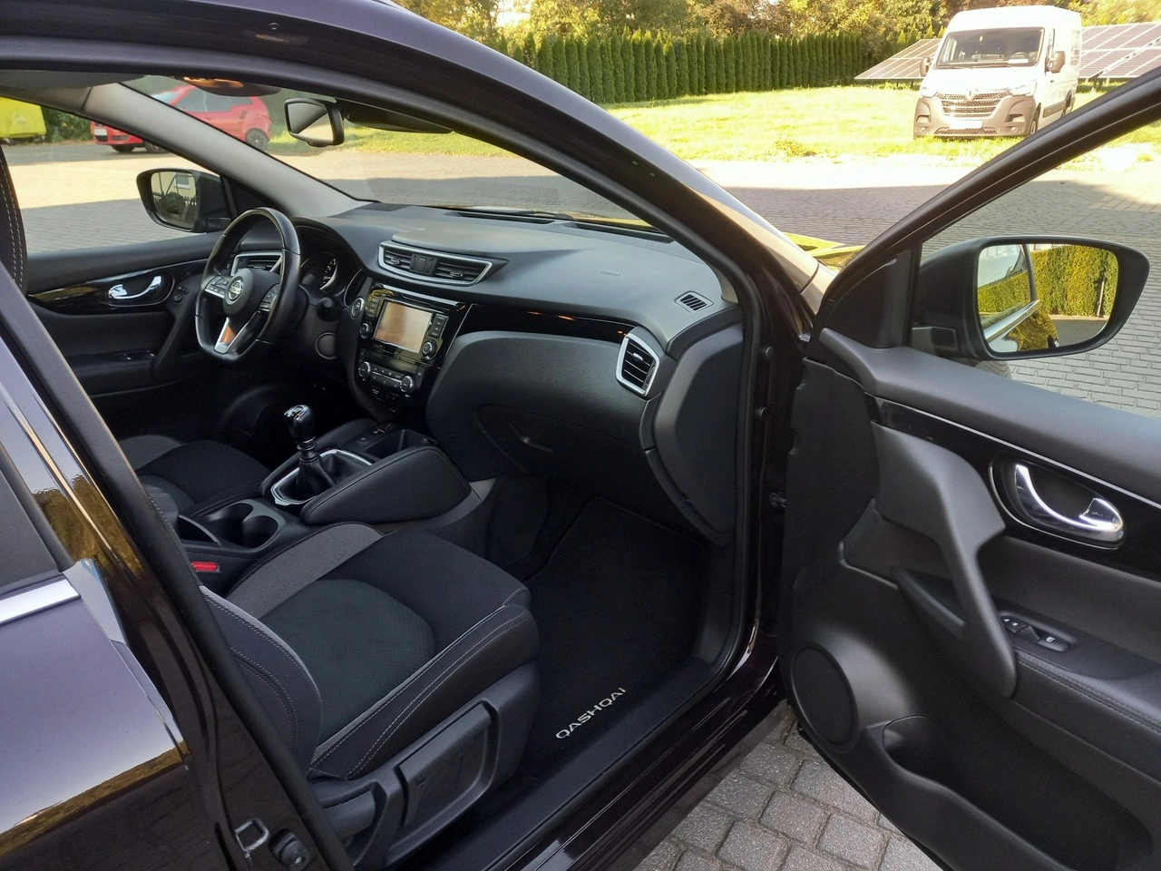 Nissan Qashqai - Zdjęcie 18