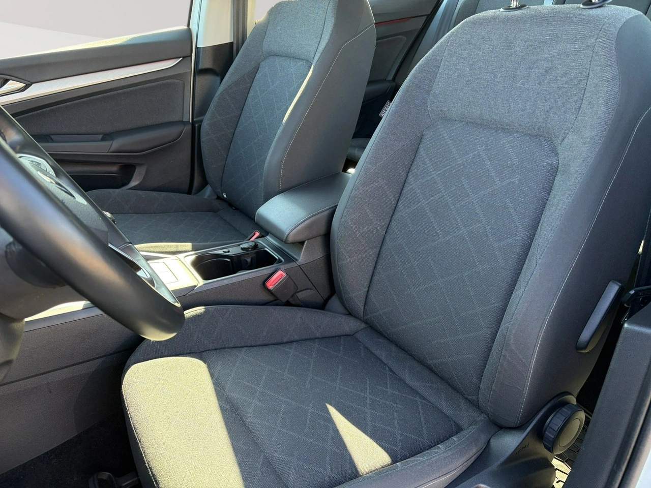 Volkswagen Golf - Zdjęcie 11