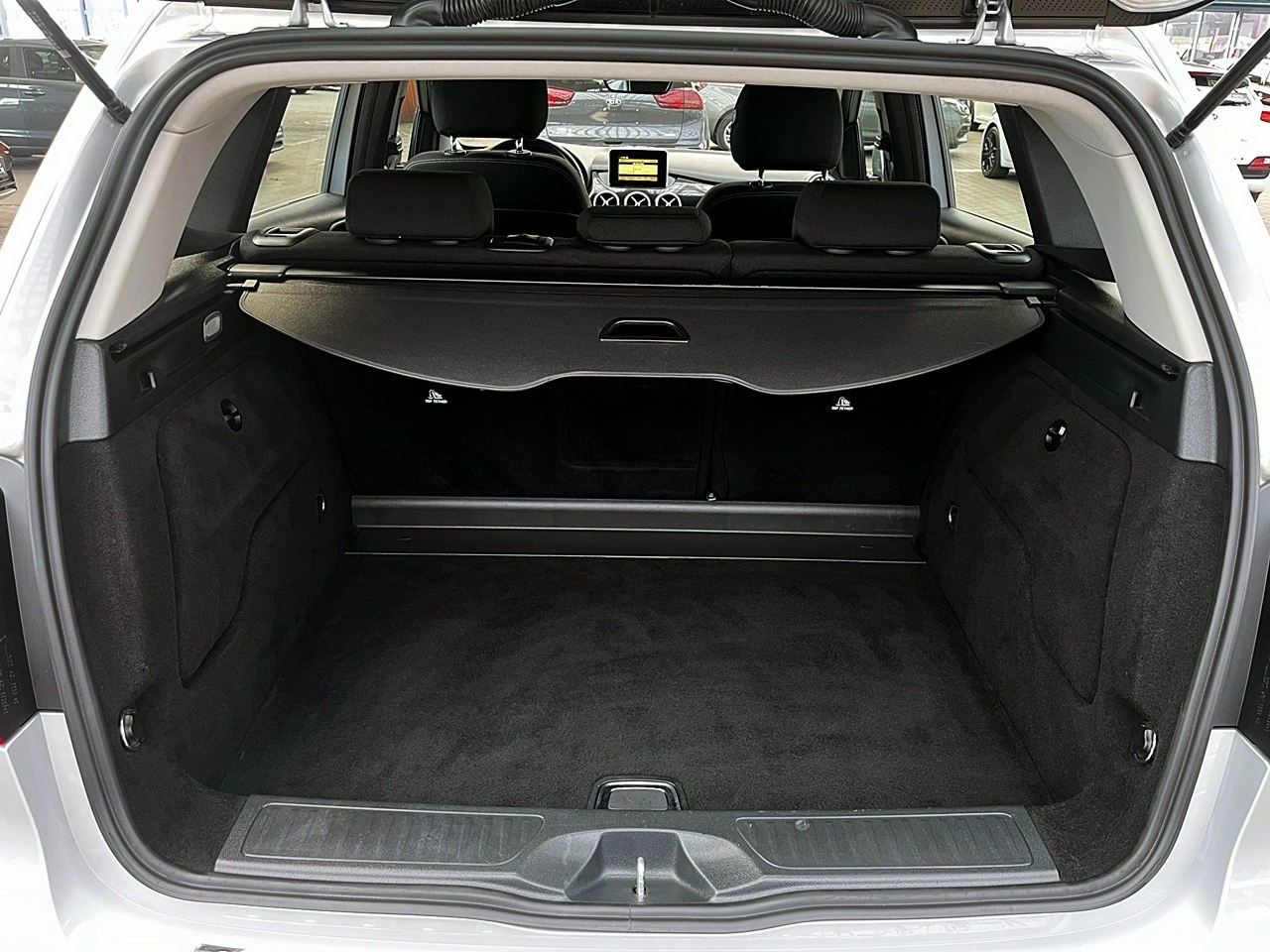 Mercedes B 180 - Zdjęcie 14