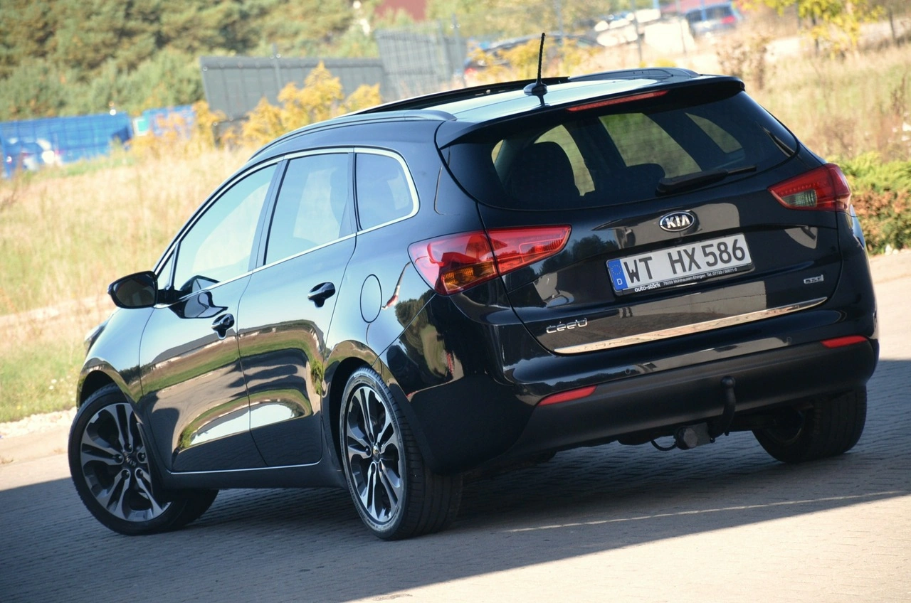 Kia Ceed - Zdjęcie 9