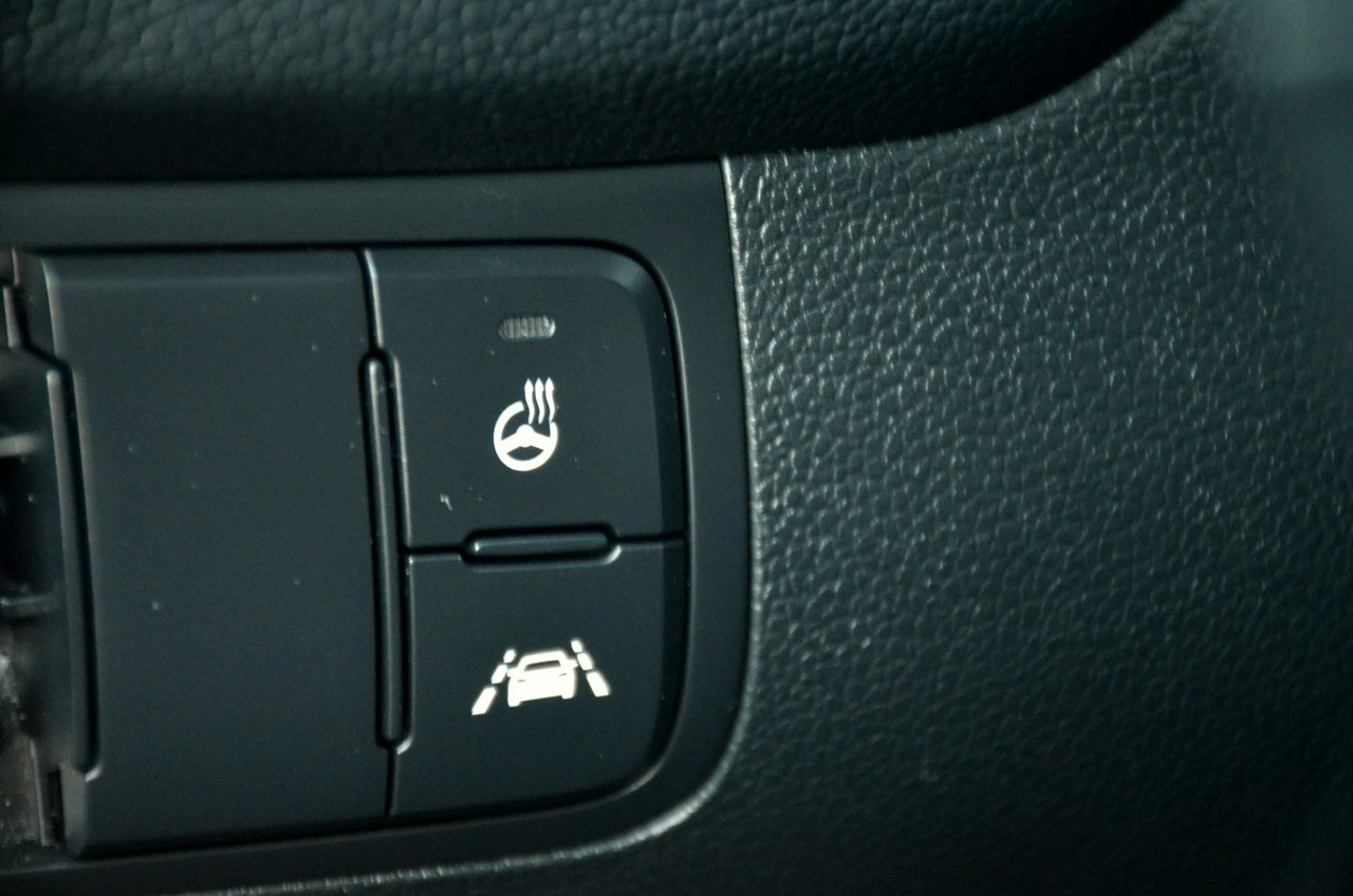Kia Ceed - Zdjęcie 21