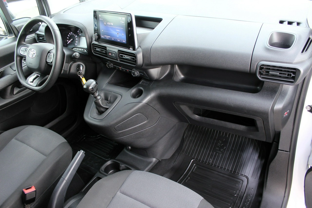 Toyota Proace City - Zdjęcie 11