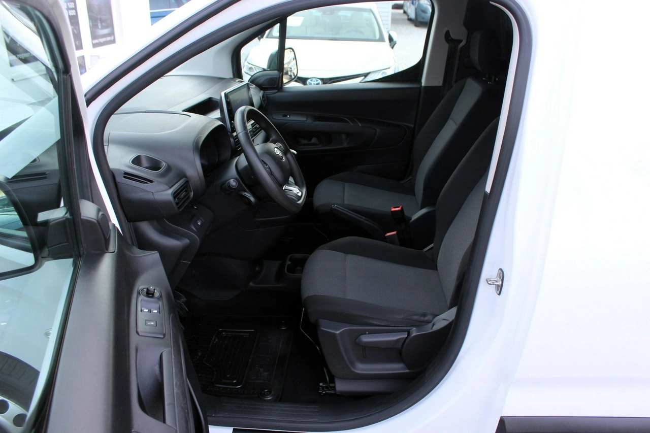 Toyota Proace City - Zdjęcie 9