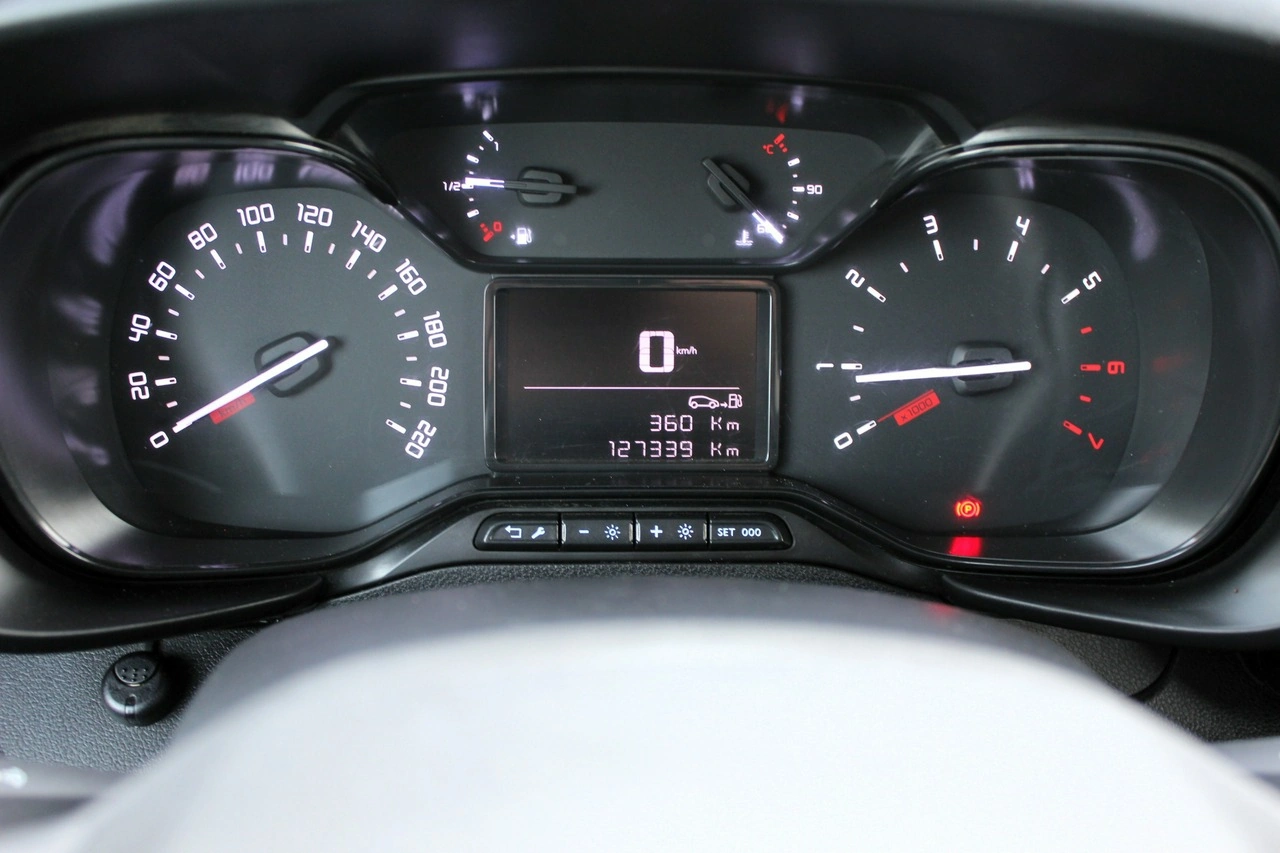 Toyota Proace City - Zdjęcie 13