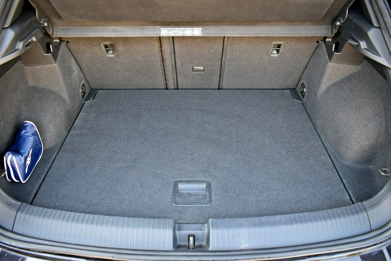 Volkswagen T-Roc - Zdjęcie 27