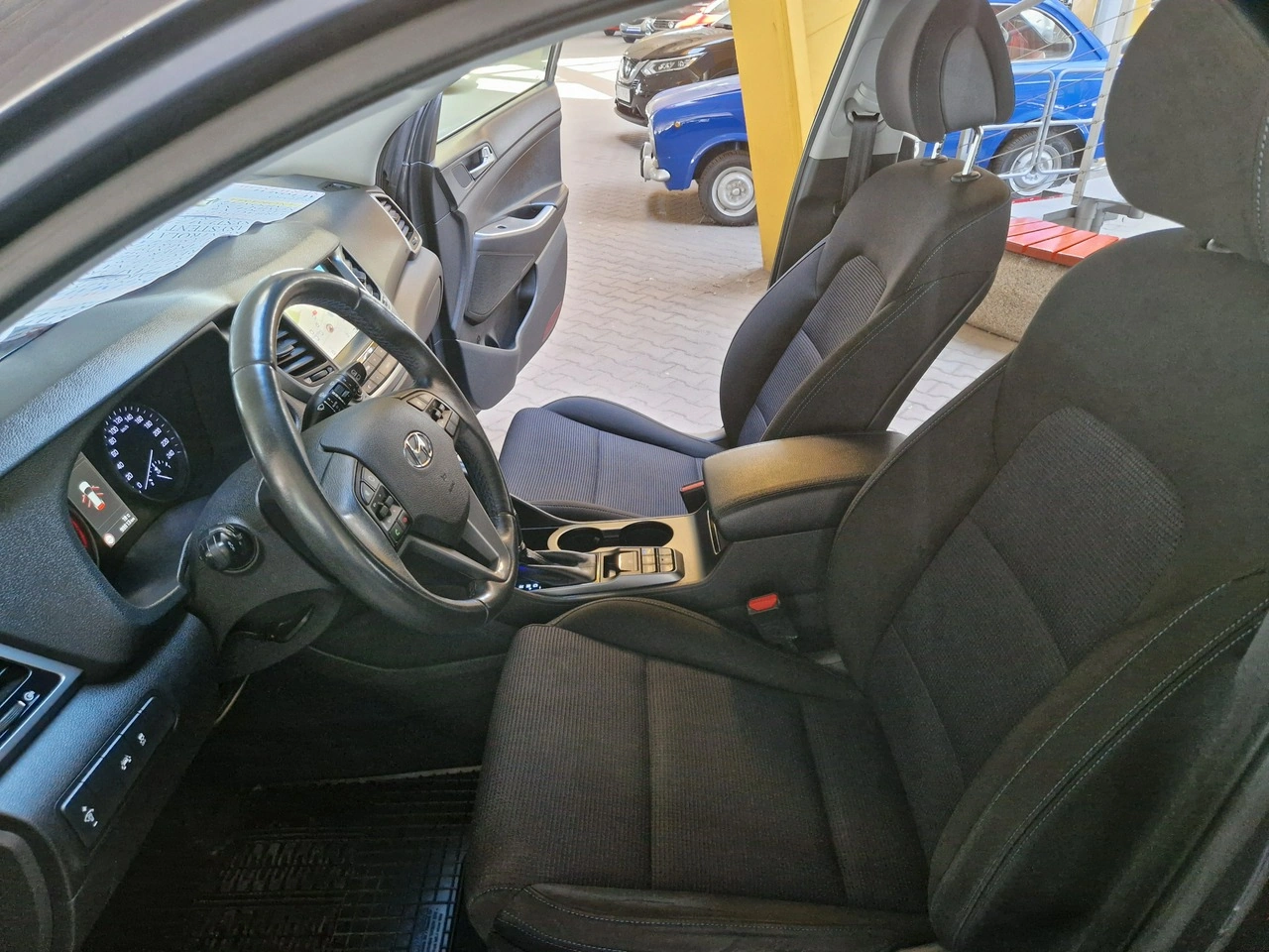 Hyundai Tucson - Zdjęcie 16