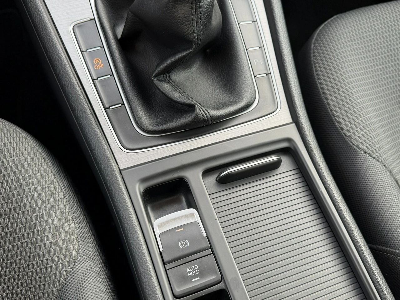 Volkswagen Golf - Zdjęcie 12