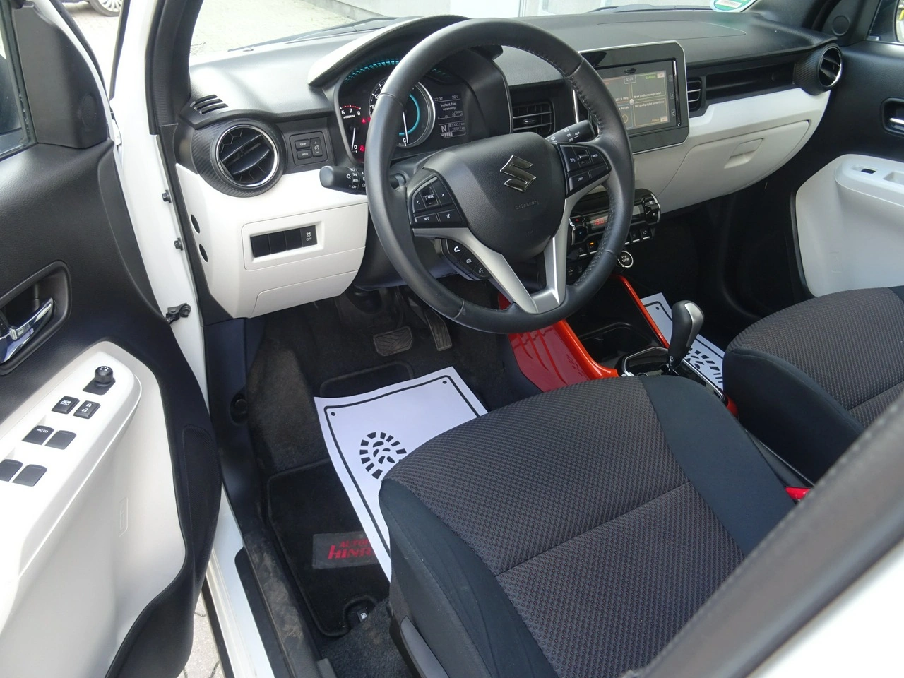 Suzuki Ignis - Zdjęcie 9