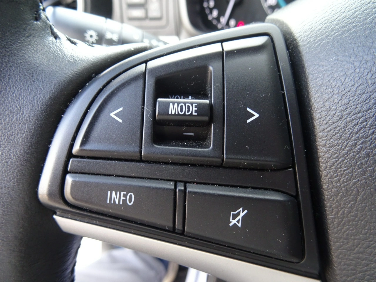 Suzuki Ignis - Zdjęcie 18