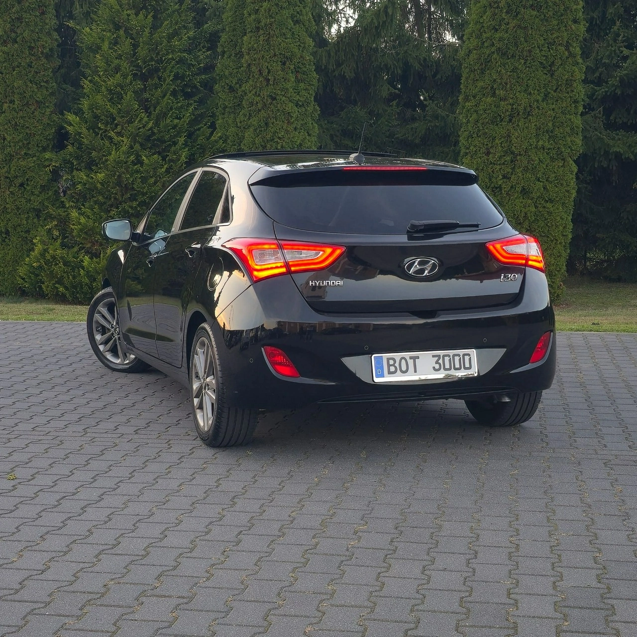 Hyundai i30 - Zdjęcie 11