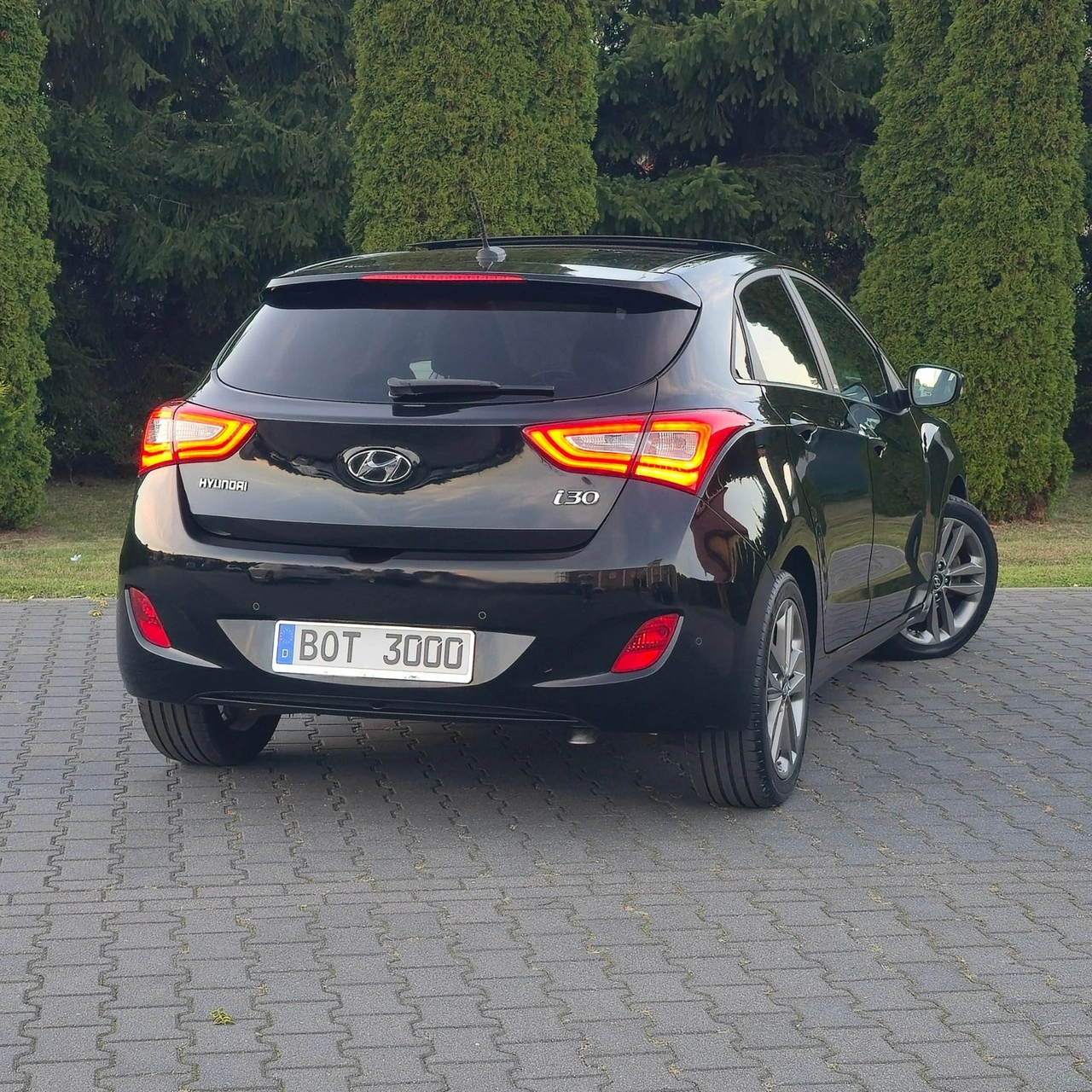 Hyundai i30 - Zdjęcie 15