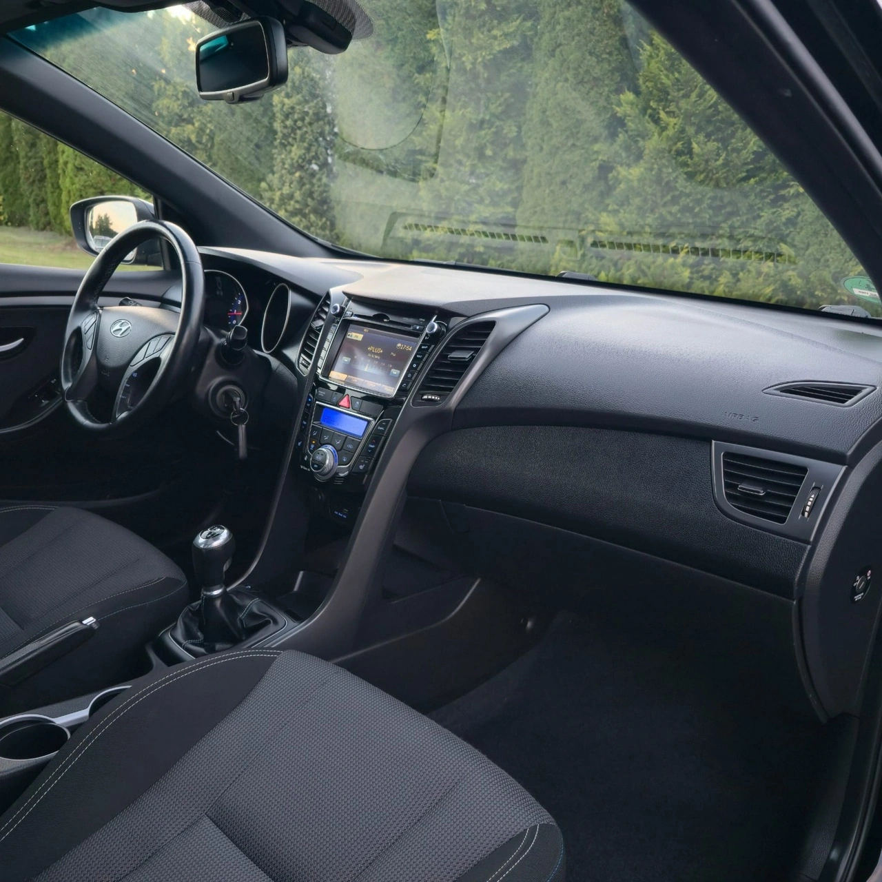 Hyundai i30 - Zdjęcie 24