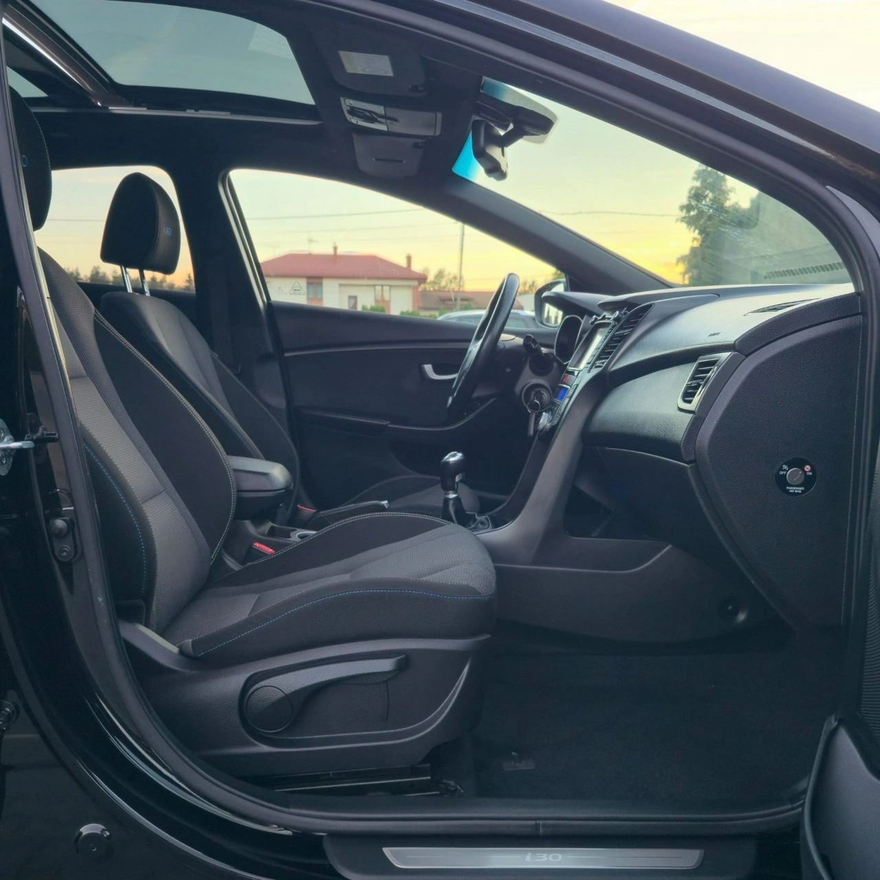 Hyundai i30 - Zdjęcie 25