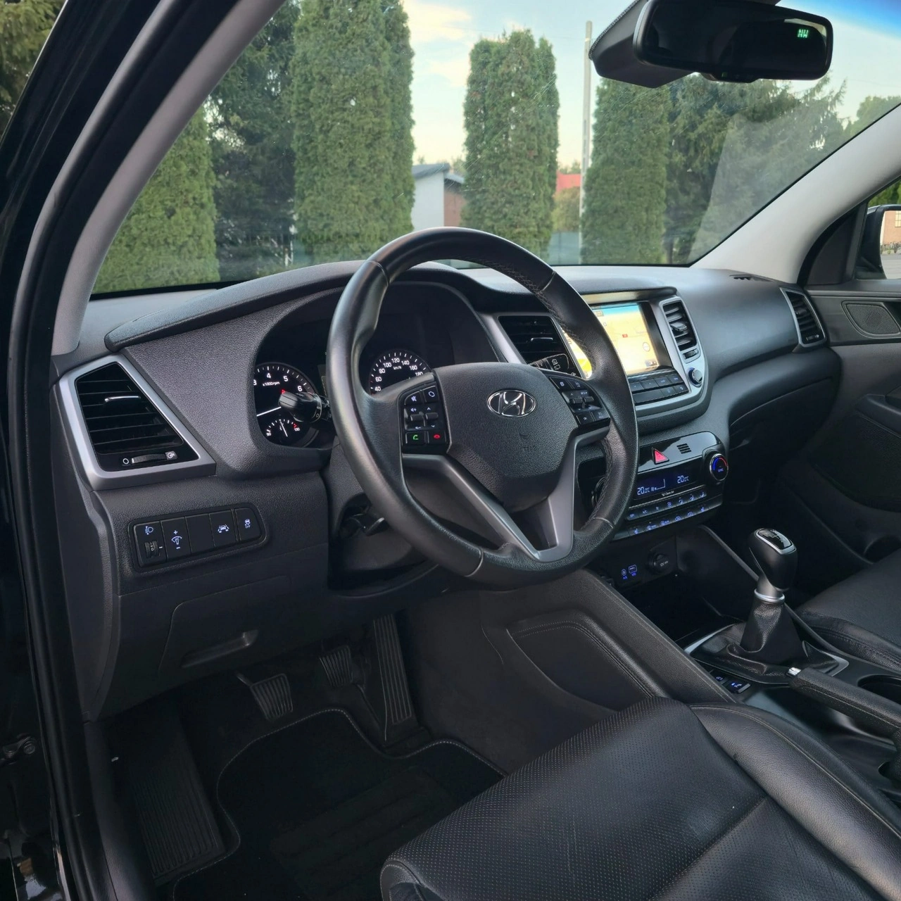 Hyundai Tucson - Zdjęcie 21