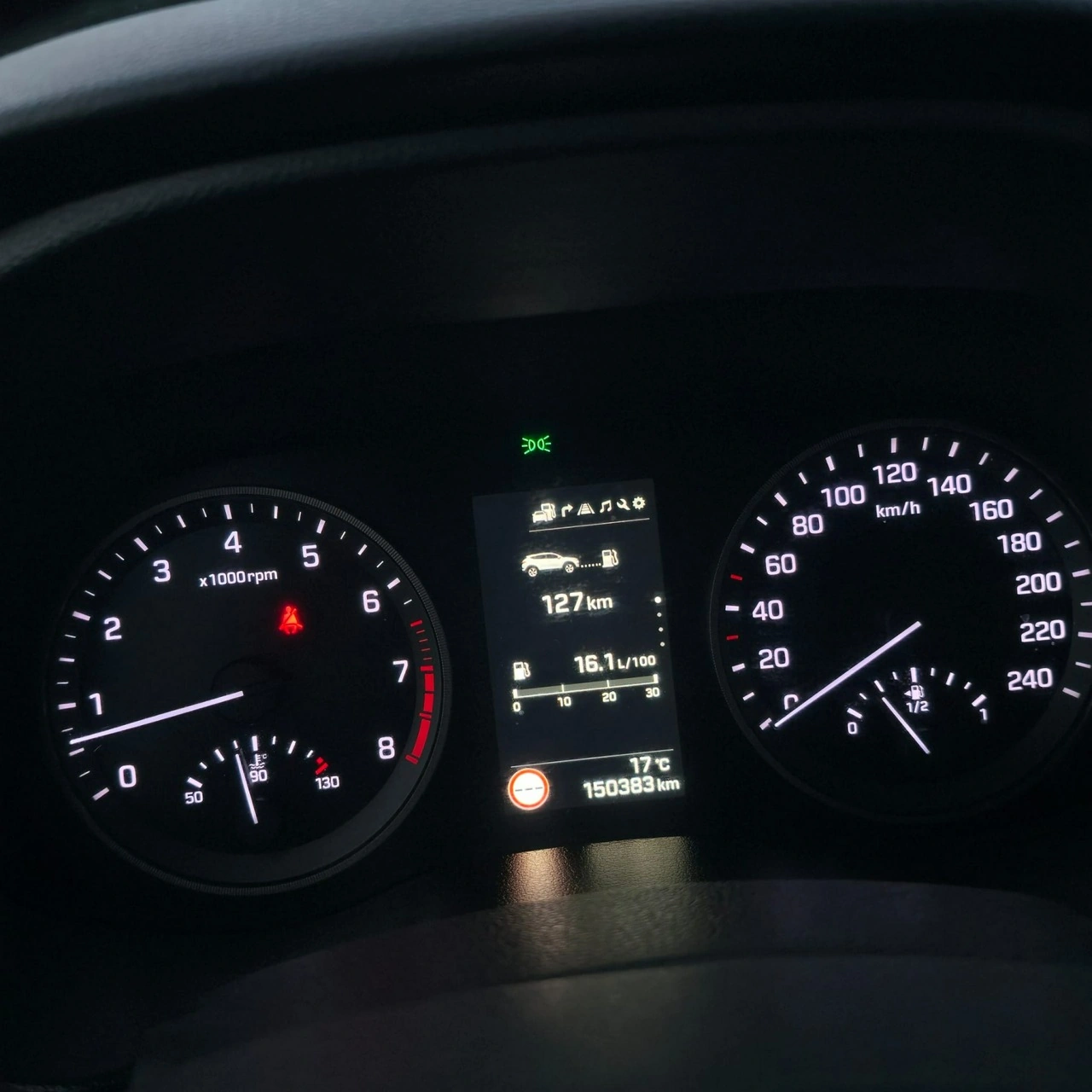 Hyundai Tucson - Zdjęcie 38