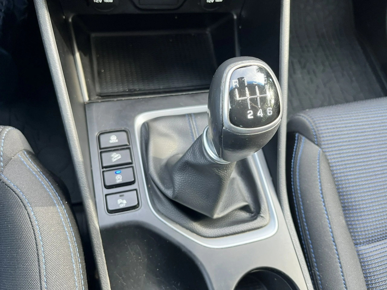 Hyundai Tucson - Zdjęcie 11