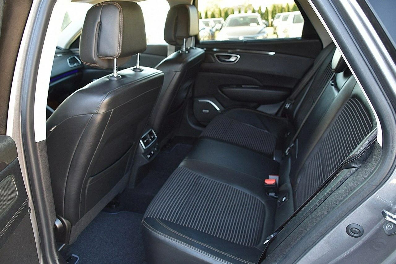 Renault Talisman - Zdjęcie 12