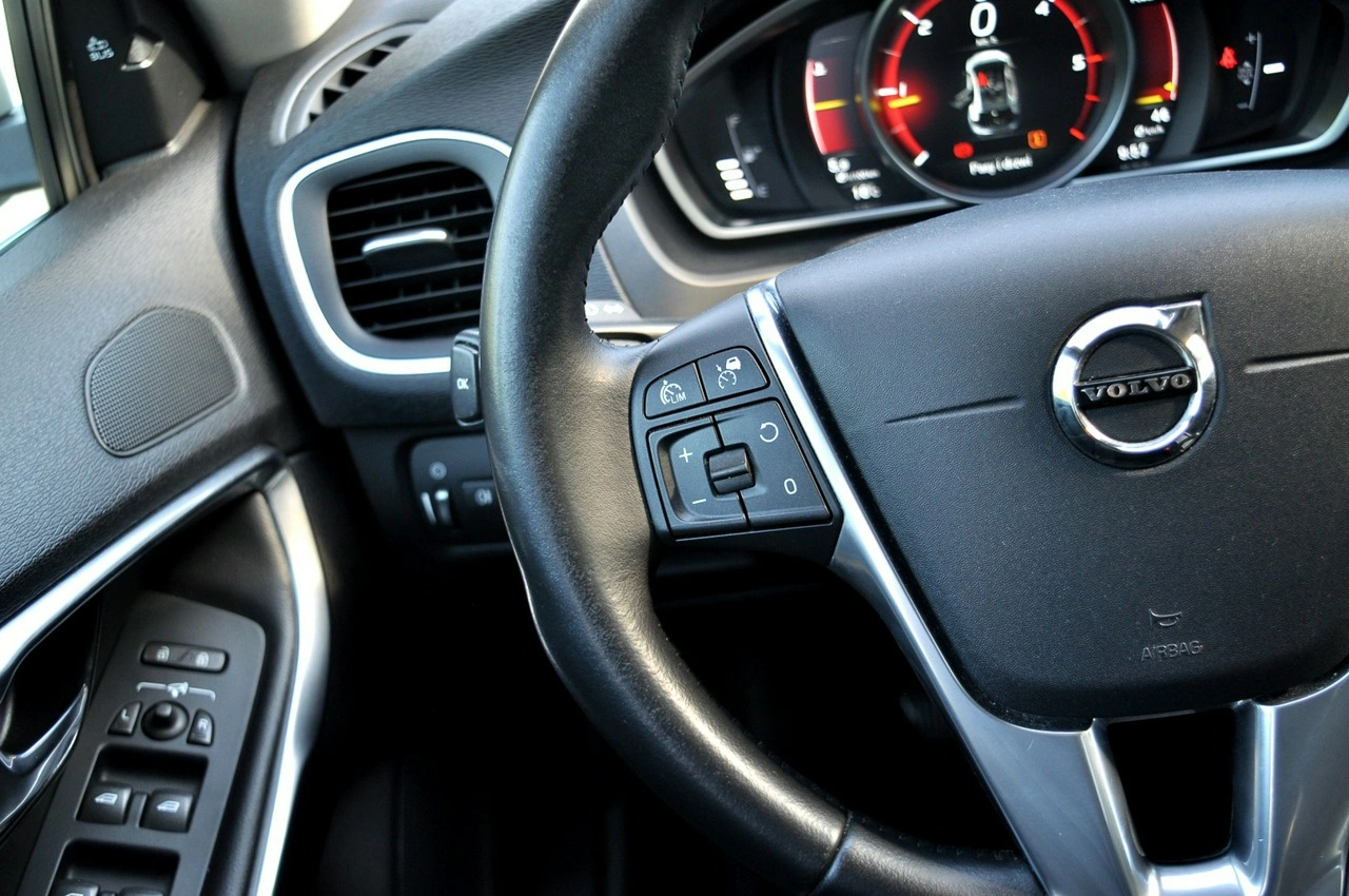 Volvo V40 - Zdjęcie 11