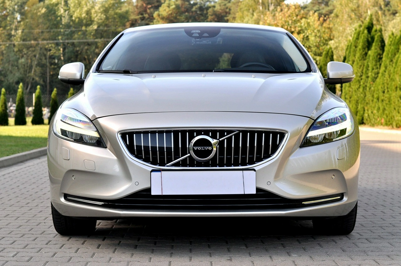 Volvo V40 - Zdjęcie 25