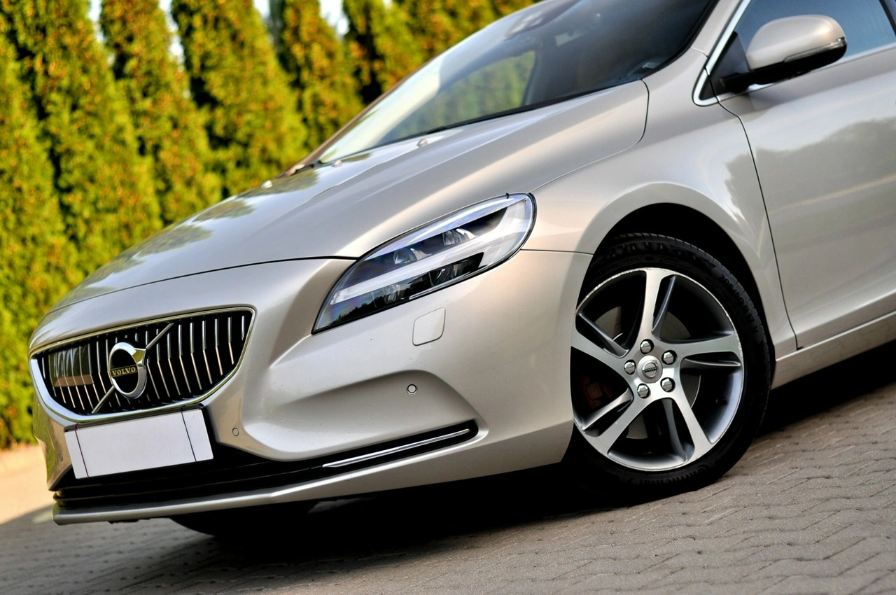 Volvo V40 - Zdjęcie 27