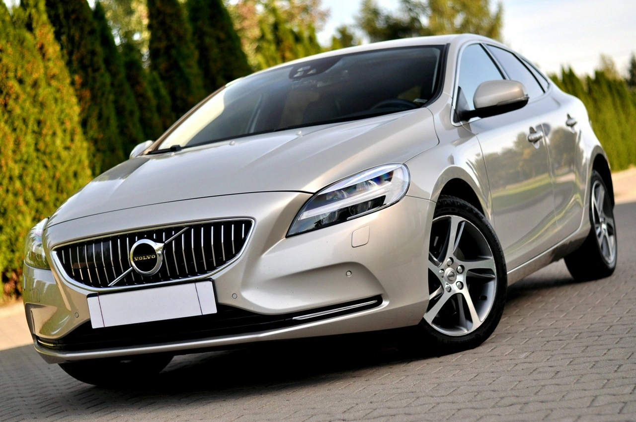 Volvo V40 - Zdjęcie 28