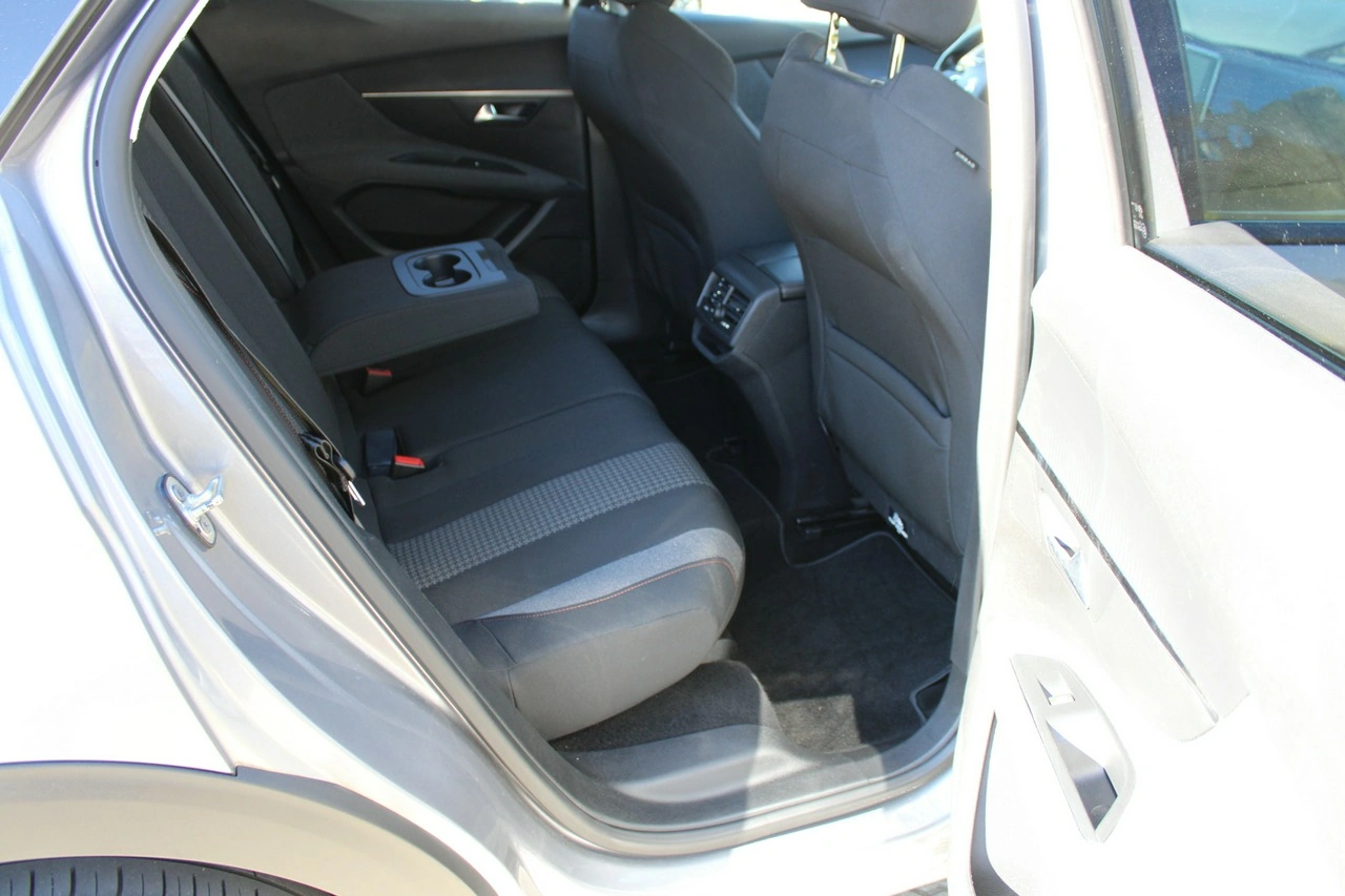 Peugeot 3008 - Zdjęcie 21
