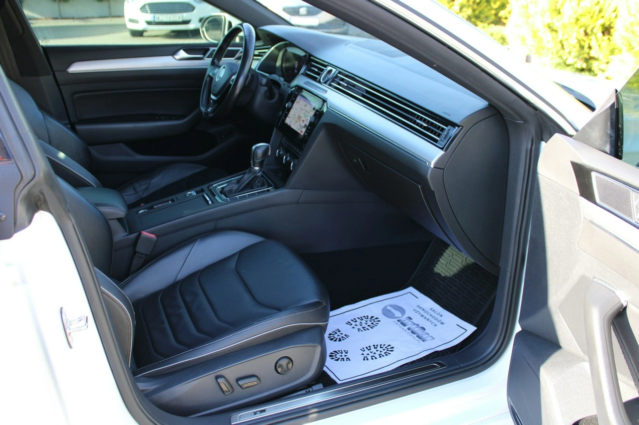 Volkswagen Arteon - Zdjęcie 21
