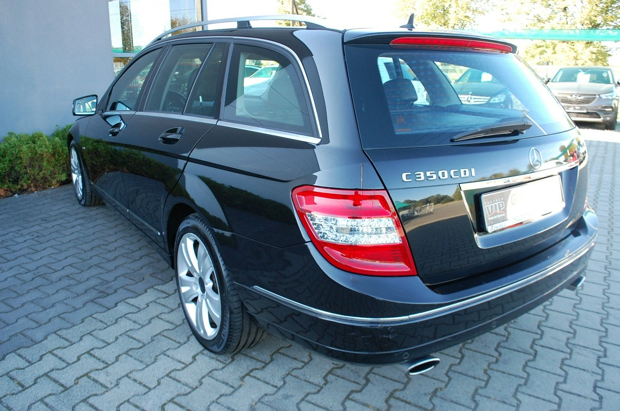 Mercedes C 350 - Zdjęcie 11