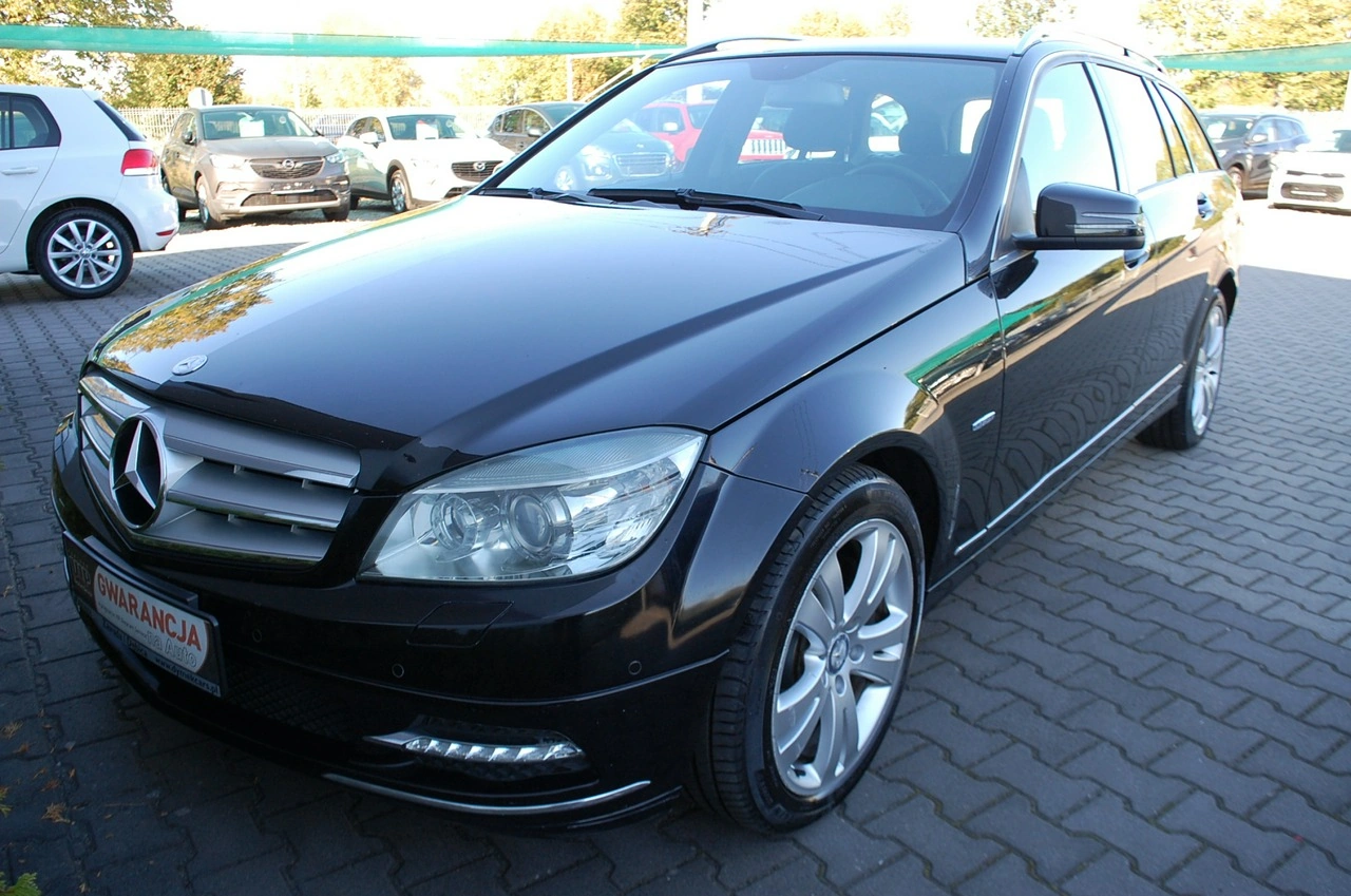 Mercedes C 350 - Zdjęcie 21