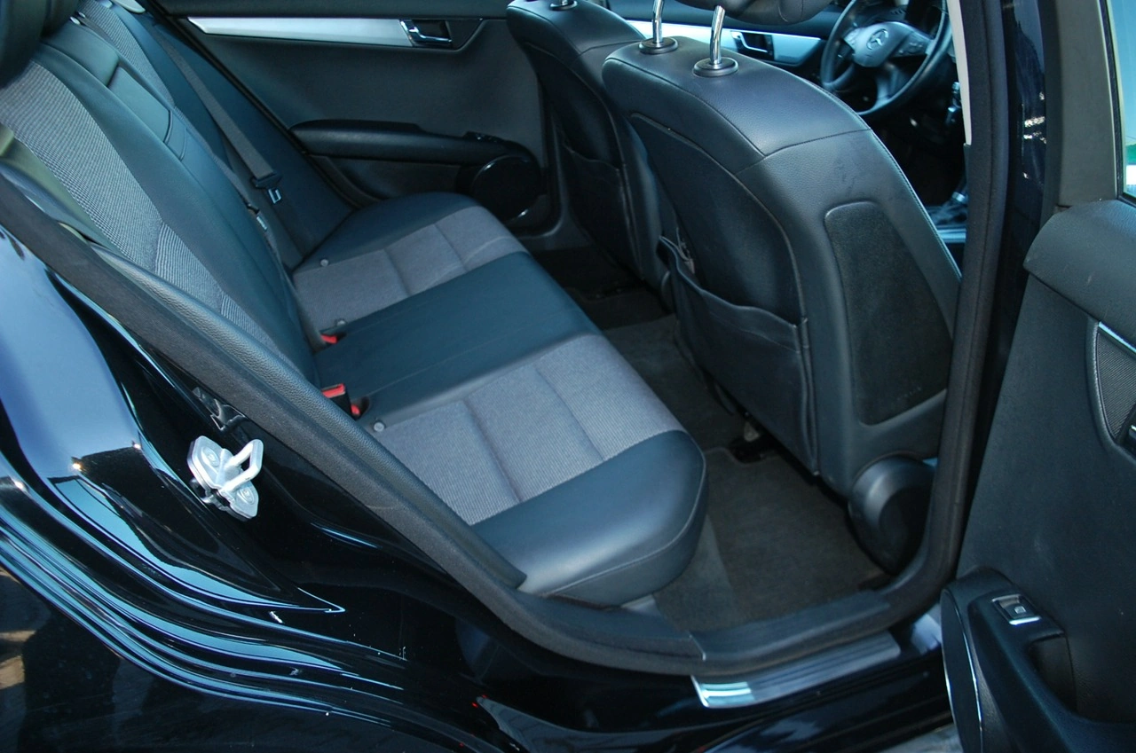 Mercedes C 350 - Zdjęcie 27