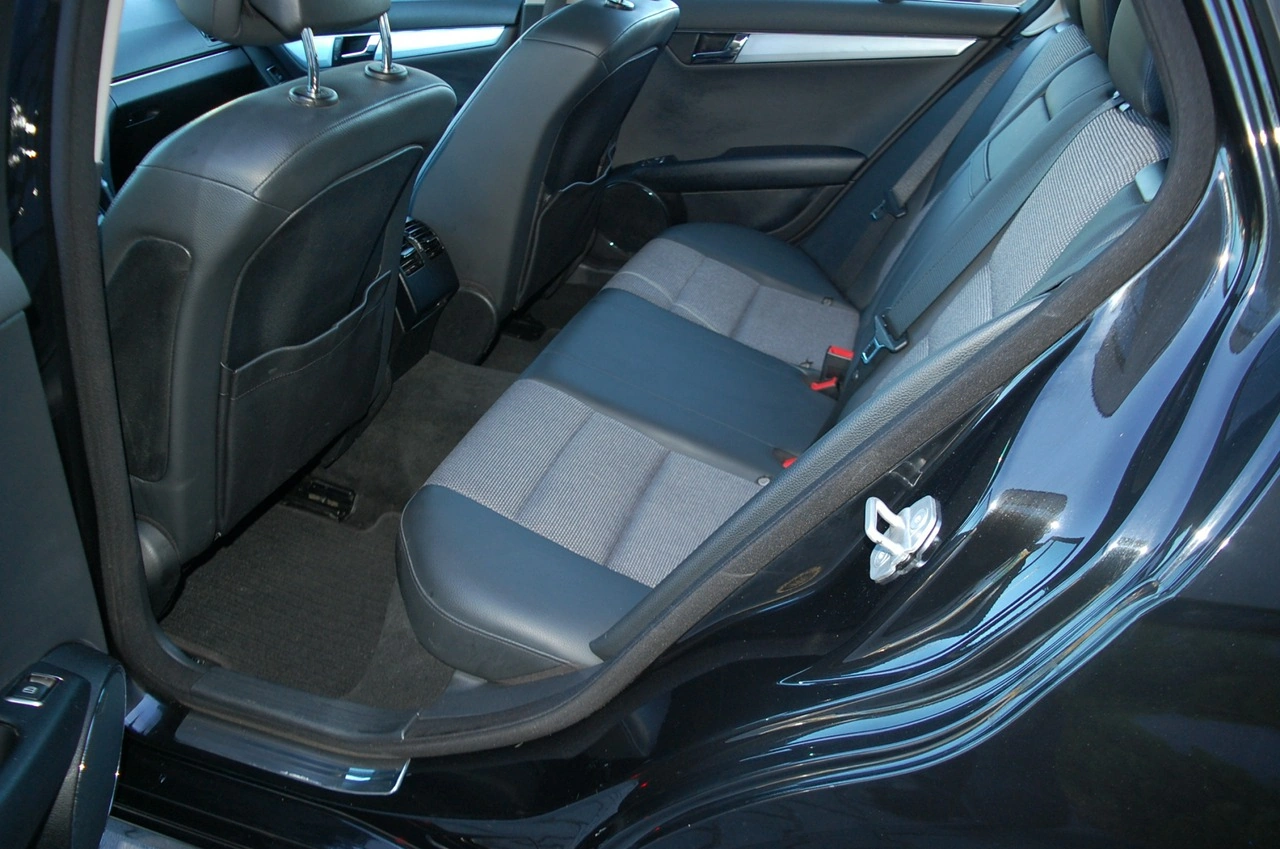 Mercedes C 350 - Zdjęcie 28
