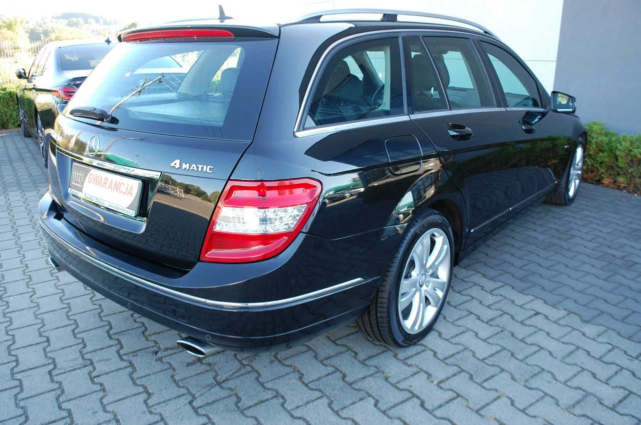 Mercedes C 350 - Zdjęcie 3