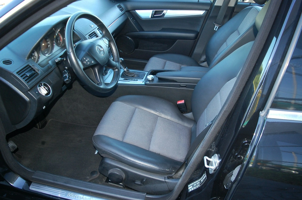 Mercedes C 350 - Zdjęcie 4