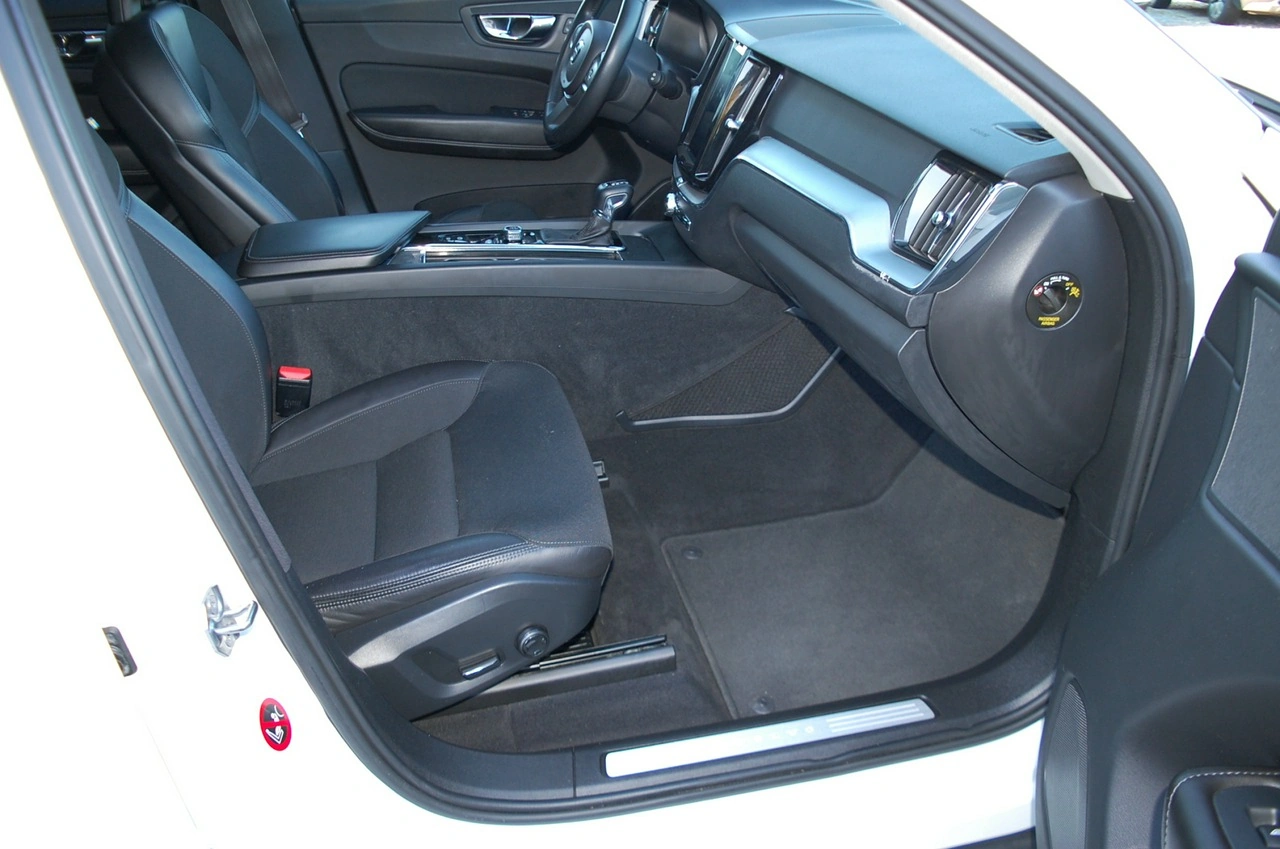 Volvo XC 60 - Zdjęcie 31