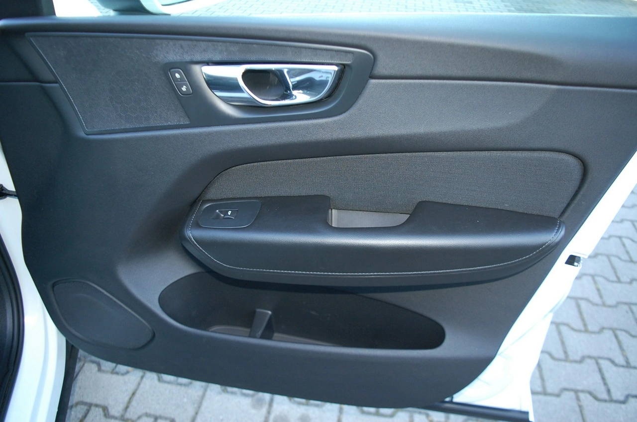 Volvo XC 60 - Zdjęcie 39