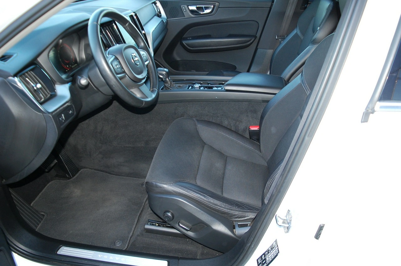 Volvo XC 60 - Zdjęcie 6